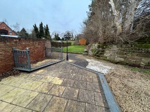 Photo 14- click for photo gallery